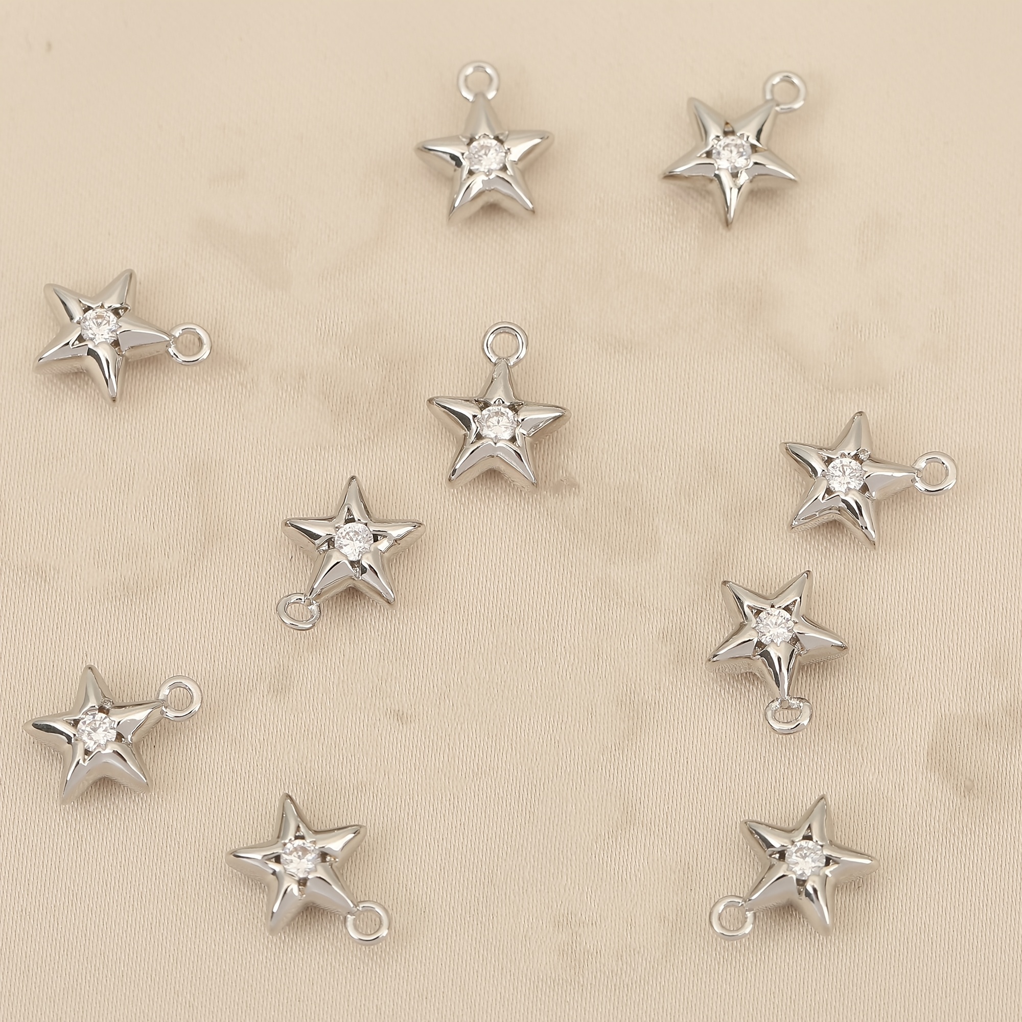 10pcs Exquisite Handmade Inlaid Zirconia Heart Pendants